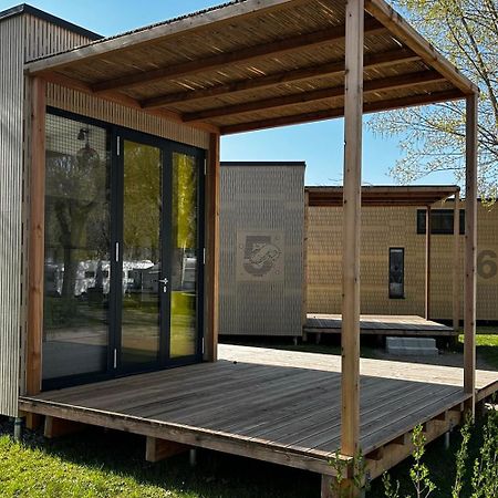 Mobile Homes Direkt Am Strand Des Neusiedler Sees Подерсдорф ам Зее Екстериор снимка