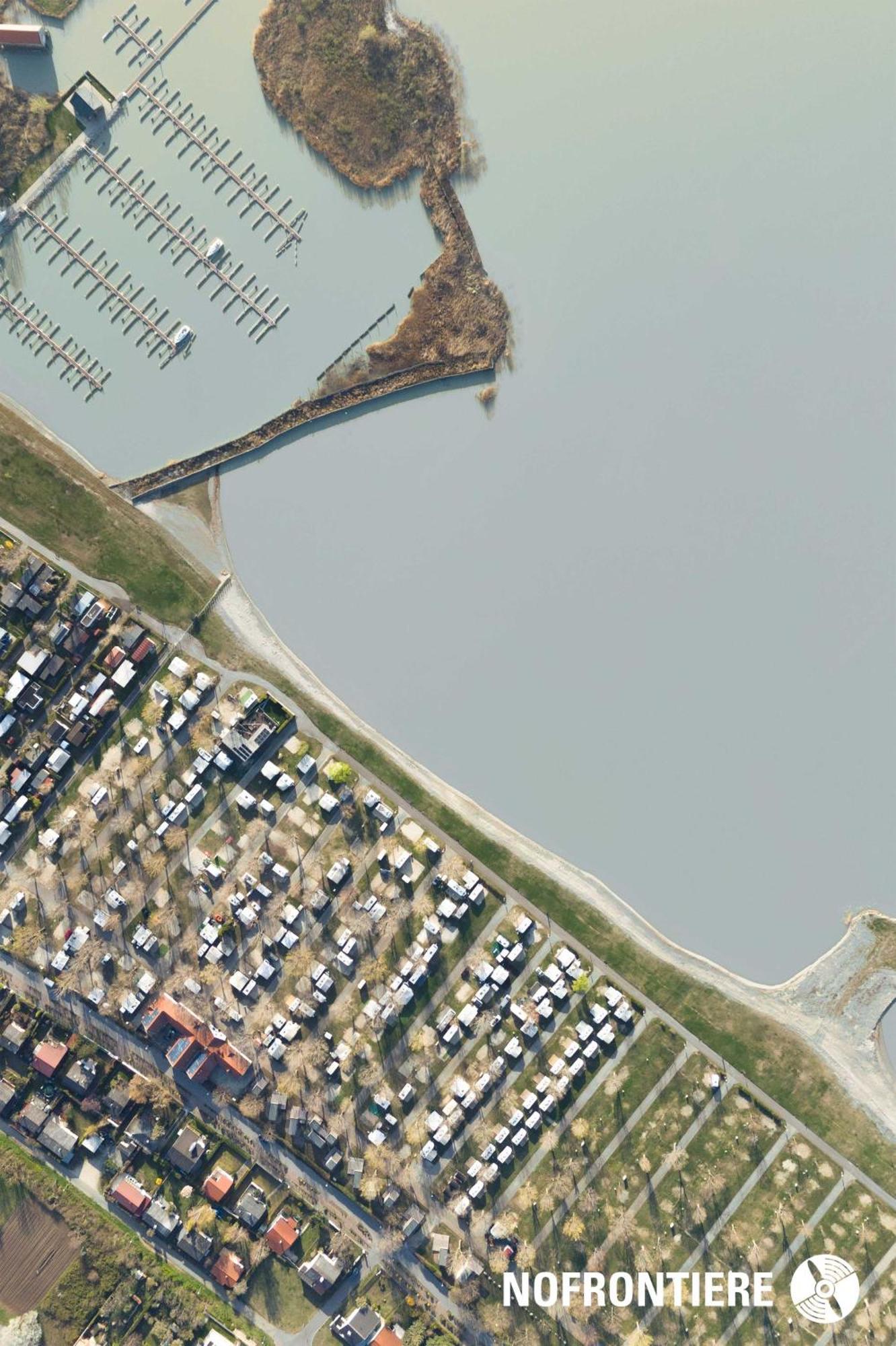 Mobile Homes Direkt Am Strand Des Neusiedler Sees Подерсдорф ам Зее Екстериор снимка