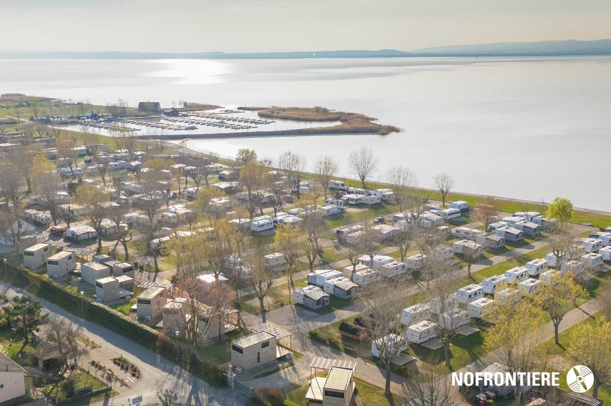 Mobile Homes Direkt Am Strand Des Neusiedler Sees Подерсдорф ам Зее Екстериор снимка